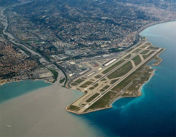 Aeropuertos Niza Costa Azul y Princess Juliana St Maarten, las aproximaciones aéreas más espectaculares