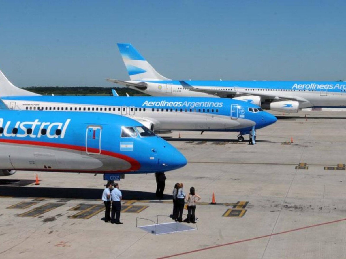 Aerolineas Argentinas y Austral