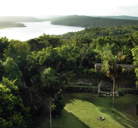 Guatemala: Descubren ciudad precolombina con casi un centenar de edificios en selva del Petén