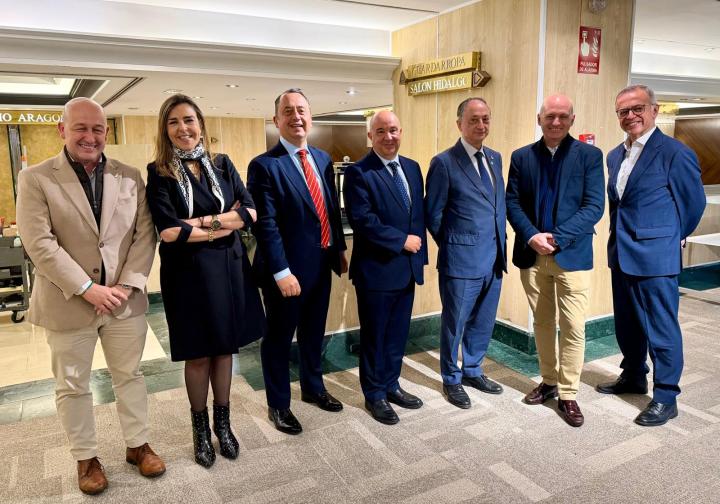 AEDH y Fundación de Directivos Hoteleros