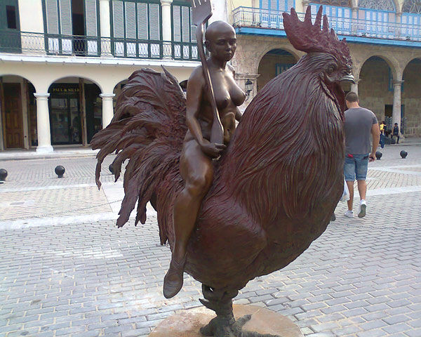 Escultura Viaje Fantástico de Roberto Fabelo