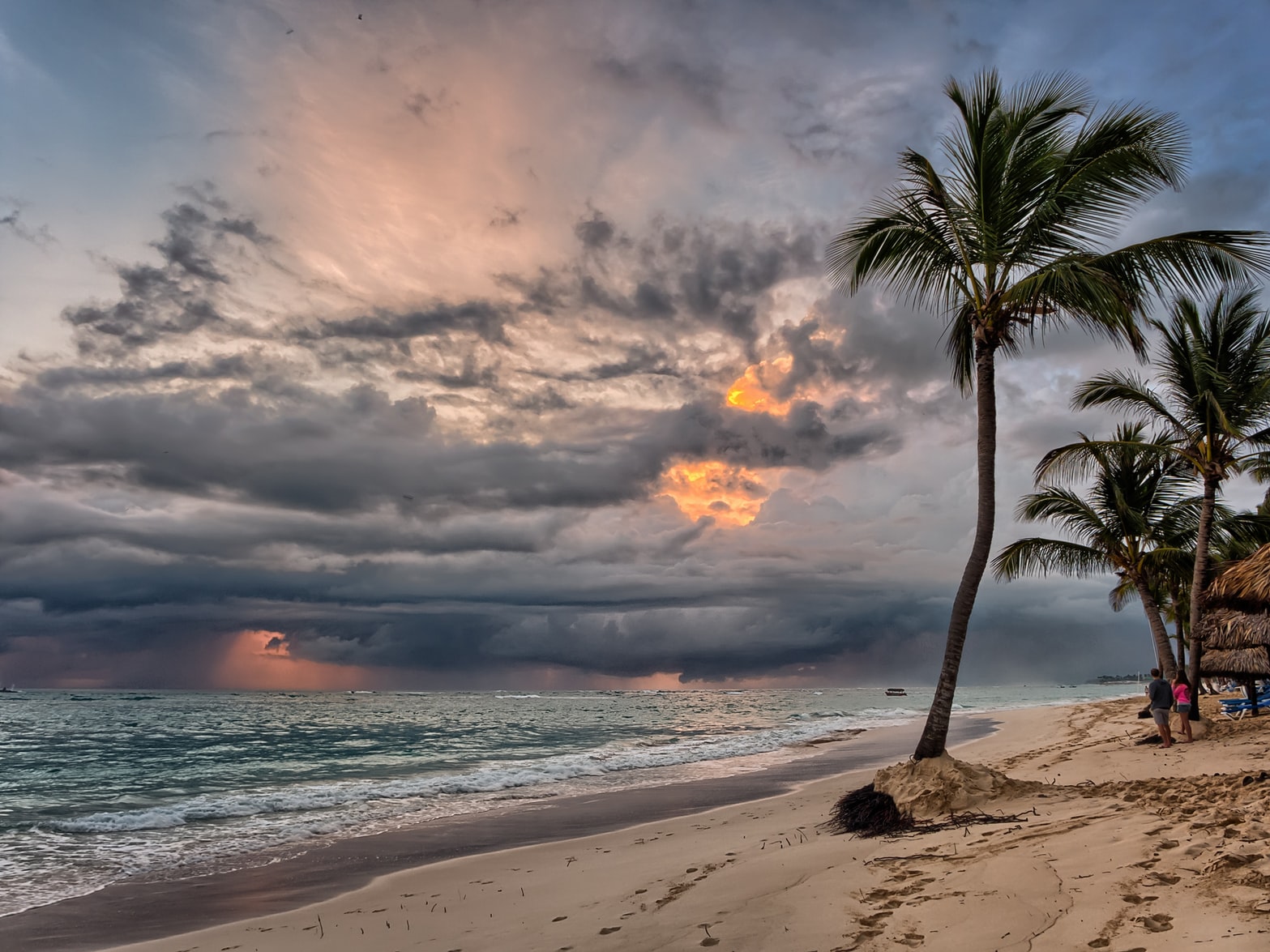 playa de Punta Cana al atardecer