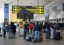 Tráfico aéreo mundial de pasajeros sigue creciendo mientras baja el de carga