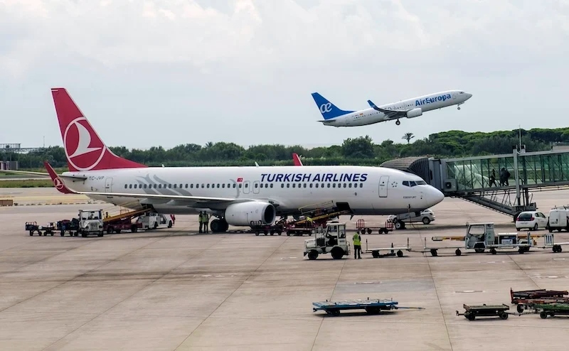 Air Europa Turkish Airlines