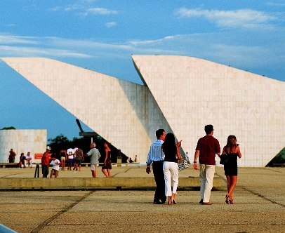 Reporta Brasil cifra récord de ingresos por gasto de turistas extranjeros en 2011