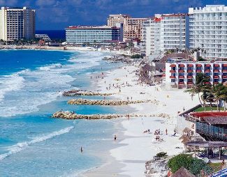 Estiman hasta abril un alza de 6,1 por ciento en afluencia turística al Caribe mexicano 