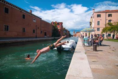 indisciplina turística