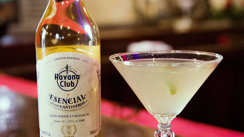 Havana Club rinde homenaje al Floridita