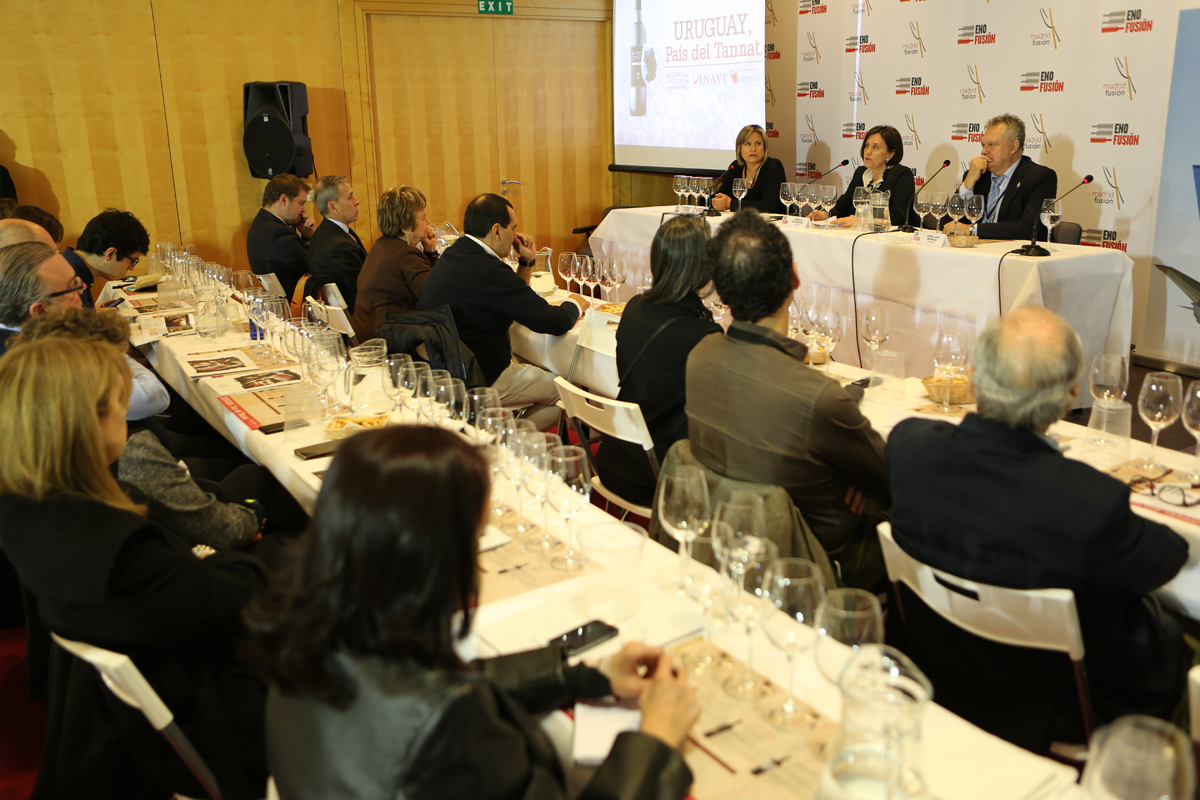 Uruguay presenta cata magistral de vinos Tannat en Enofusión