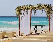 Riviera Maya certifica a organizadores de bodas de destino
