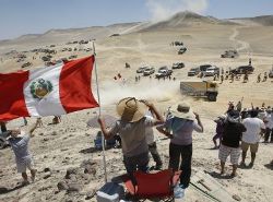 Prensa internacional recorre en Perú escenarios de la ruta del Rally Dakar 2013