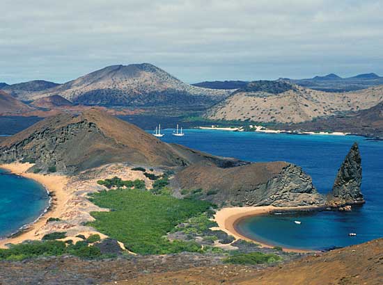 Celebrity cancela crucero a Galápagos por suspensión de licencia