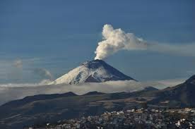 Parque Nacional Cotopaxi se reabre para visitantes