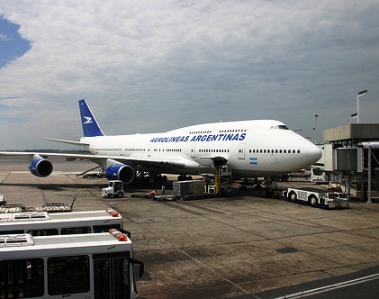 Argentina: Grupo Aerolíneas refuerza plan de ahorro de combustible que implementó en 2009