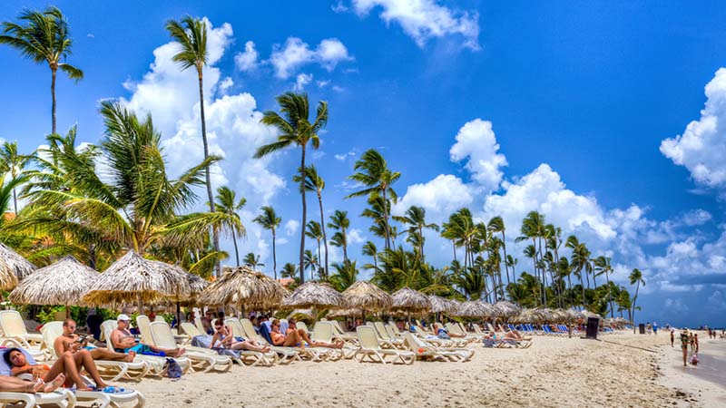 La llegada de turistas a R.Dominicana creció 5,9 % entre enero y julio