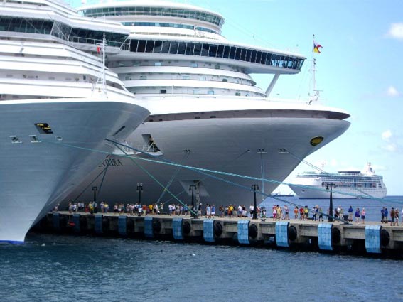 Industria de cruceros recibe con sastisfacción anunciada reforma del APD