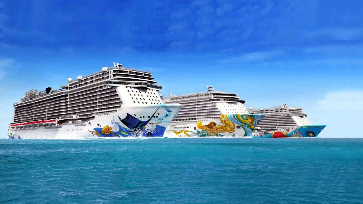 tres barcos de Norwegian Cruise Line