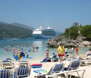 Delegación ecuatoriana visita regiones de Haití como parte de acuerdo de colaboración turística