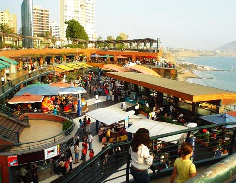 Perú podría ingresar diez mil millones de dólares por turismo en 2021, según sector empresarial