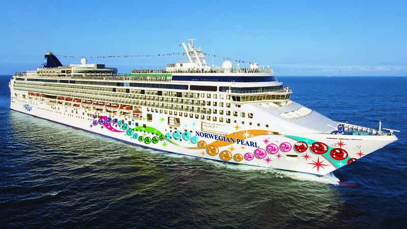 Acapulco recibe al Norwegian Star