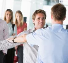 Confirma encuesta que muchos viajeros la pasan mal en los controles de aeropuertos