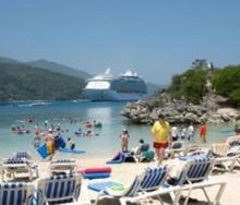 Delegación ecuatoriana visita regiones de Haití como parte de acuerdo de colaboración turística