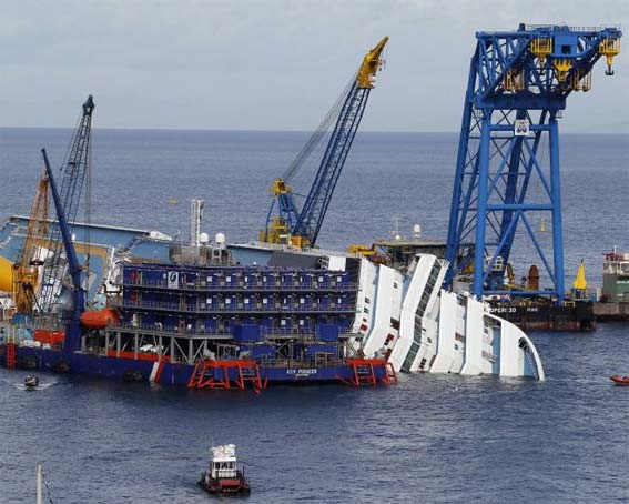 Anuncian para septiembre reflotamiento del barco Concordia