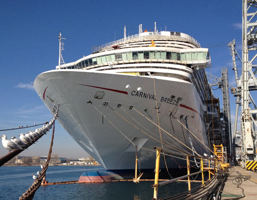 El Carnival Breeze completa las pruebas técnicas en el Mar Adriático