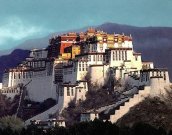 China: Restauran el Palacio de Potala en Tíbet, Patrimonio de la Humanidad