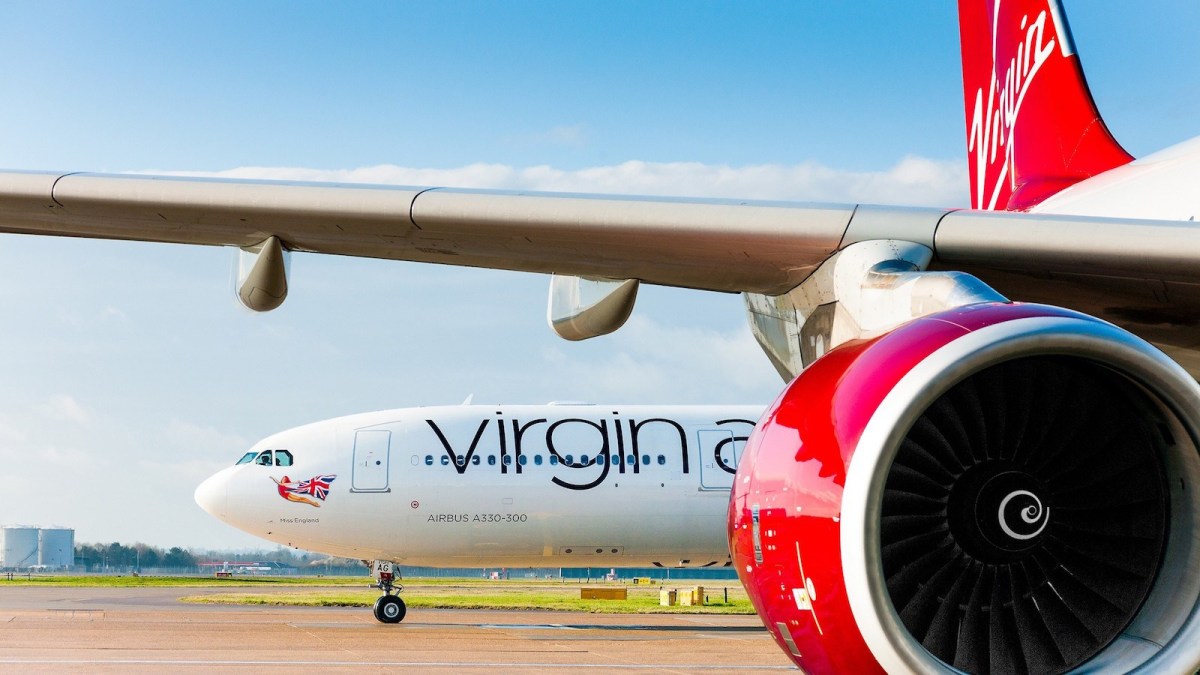 avión y motor de Virgin Atlantic