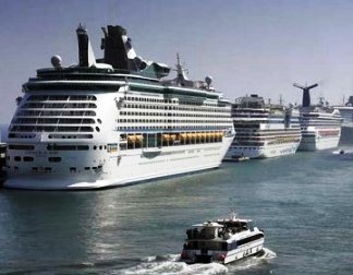 Turismo de cruceros crece en el Mediterráneo, con Barcelona como protagonista