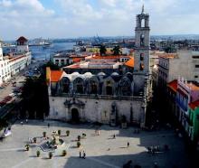 Industria de turismo cubana espera buen cierre de 2013 y mejor 2014