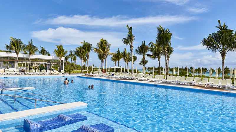 RIU Hotels entrega en FITUR sus premios RIU LATAM Awards