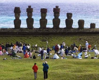 Chile: Más de 40 touroperadores internacionales conocieron de cerca la Isla de Pascua