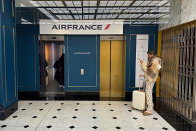 Air France lounge sauna