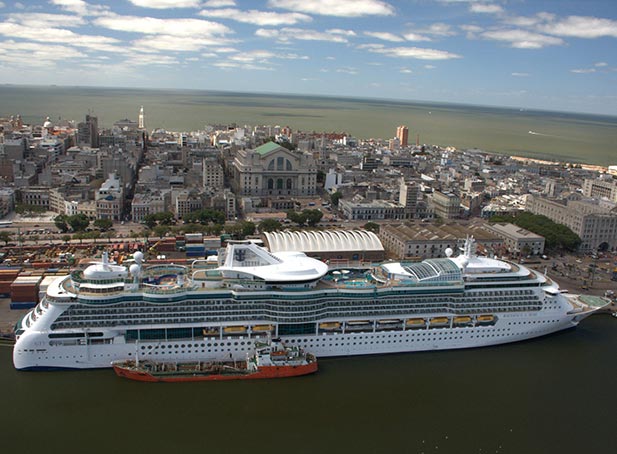 Crece el turismo de cruceros en Uruguay