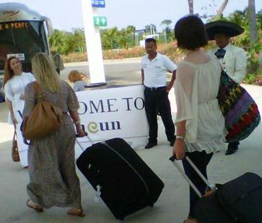 Aerolíneas Argentinas estrenará este mes una ruta directa a Cancún