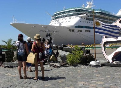 Uruguay recibirá 233 cruceros en la temporada 2011-2012