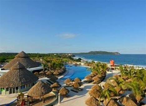 Iberostar abre su primer hotel en el Pacífico mexicano