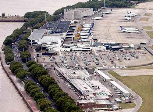 Jueves negro para viajes aéreos en Argentina