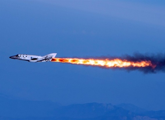 Virgin Galactic da un nuevo paso hacia el turismo espacial