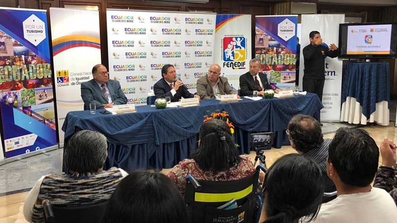 Ecuador lanza guía de atención a turistas con discapacidad