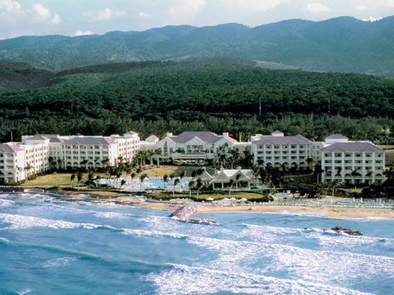 Ritz-Carlton deja la administración de resort en Jamaica