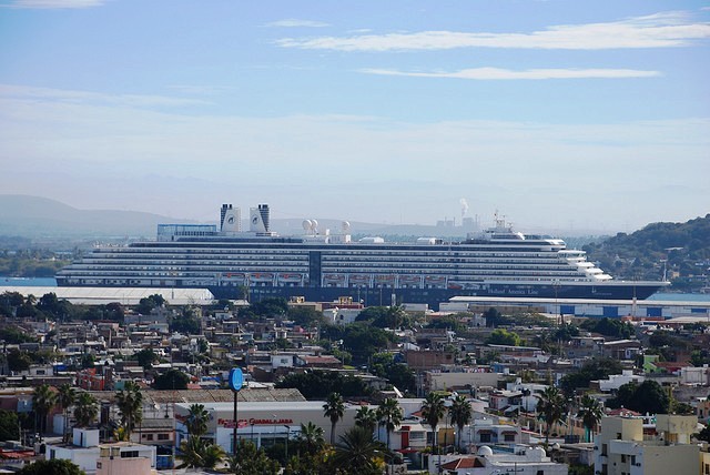 México: Mazatlán incrementará medidas de seguridad, buscando el regreso de cruceros a su puerto