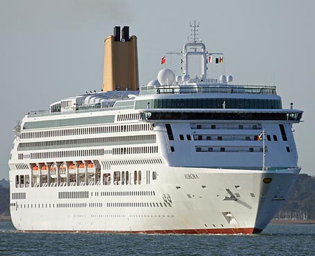 P&O Cruises anuncia tres cruceros mundiales para 2014