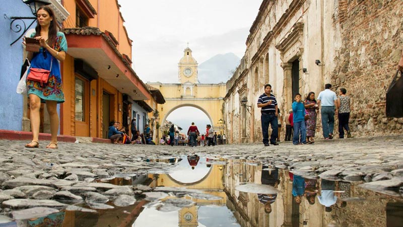 Guatemala ofrece plazas en el sector turístico