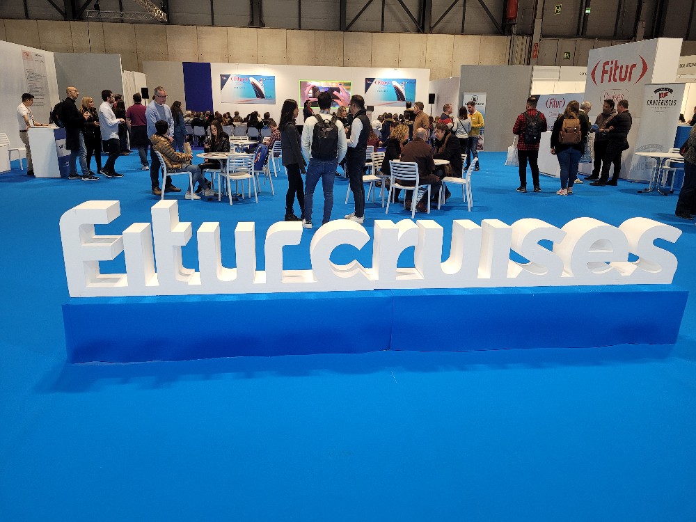 Fitur Cruises