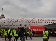 Air Berlin presenta su avión “Merry Christmas” en Palma de Mallorca