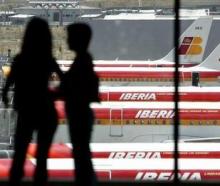 Pilotos de Iberia acceden a negociar con la compañía a través de un mediador