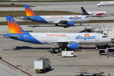 Sun Country Airlines y Allegiant Air